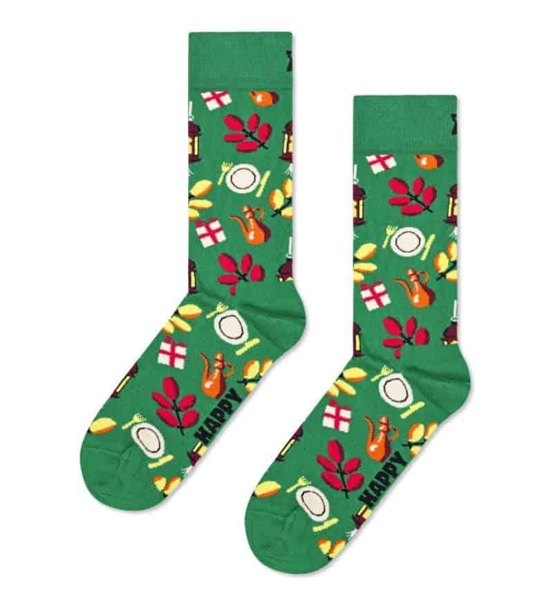 Themed socks with lanterns, dates, and crescent moons. Perfect for celebrating Ramadan in style.